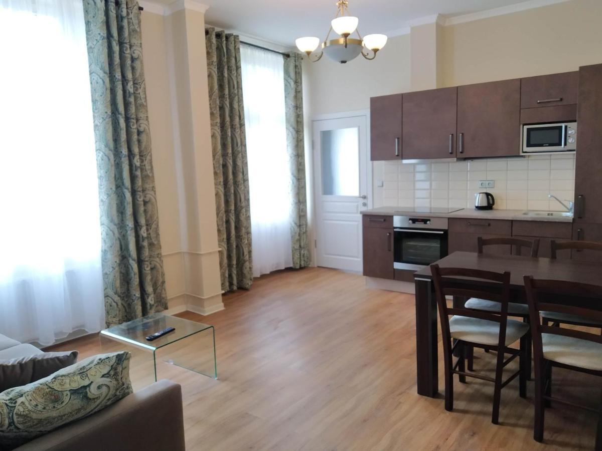 Rezidence Beethoven Appartement Karlsbad Buitenkant foto
